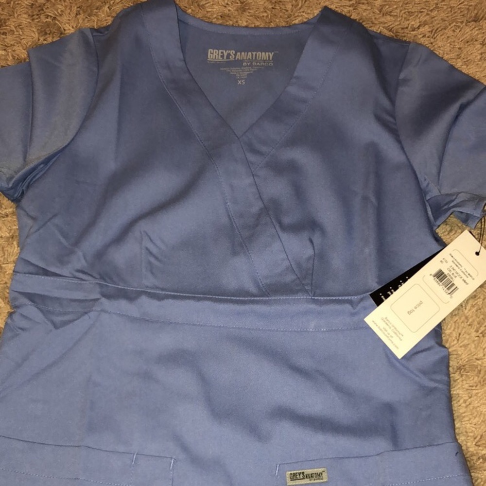 Greys anatomy scrub top